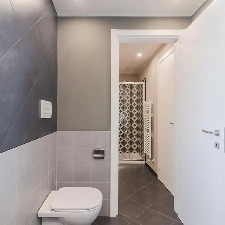 Tower - By Host4u Apartment *