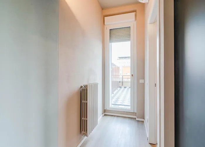 Tower - By Host4u Apartman *